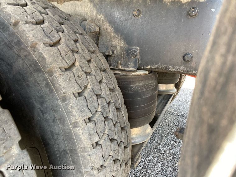 image for item KB9463 2007 Freightliner Business Class M2  Crew Cab crane truck