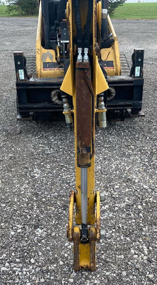 image for item KB9469 Caterpillar BH30  skid steer backhoe