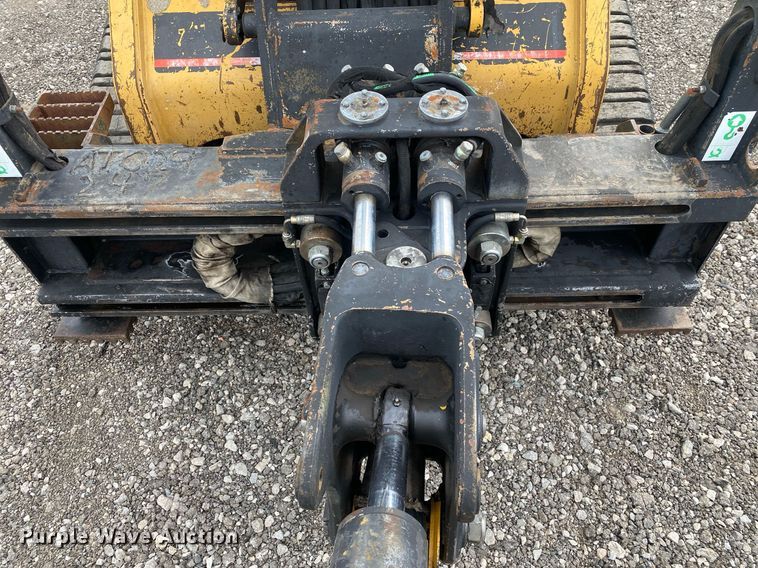 image for item KB9469 Caterpillar BH30  skid steer backhoe