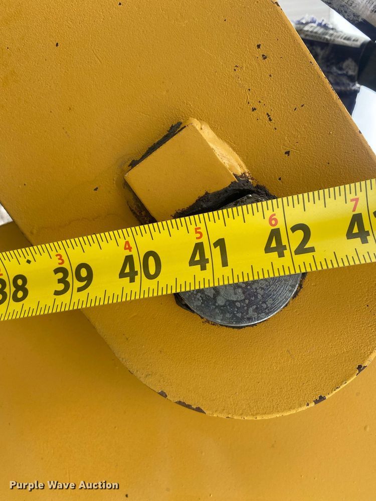 image for item KB9469 Caterpillar BH30  skid steer backhoe