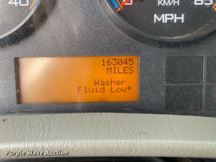 image for item KB9472 2009 International 7500  utility / service truck