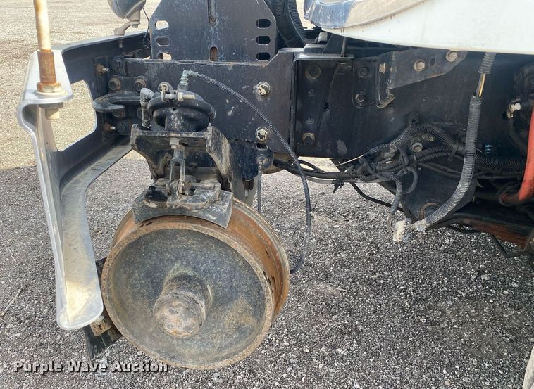 image for item KB9472 2009 International 7500  utility / service truck