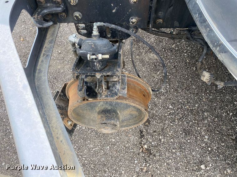 image for item KB9472 2009 International 7500  utility / service truck