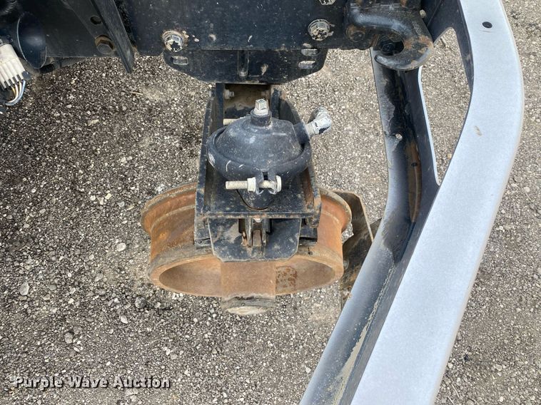 image for item KB9472 2009 International 7500  utility / service truck