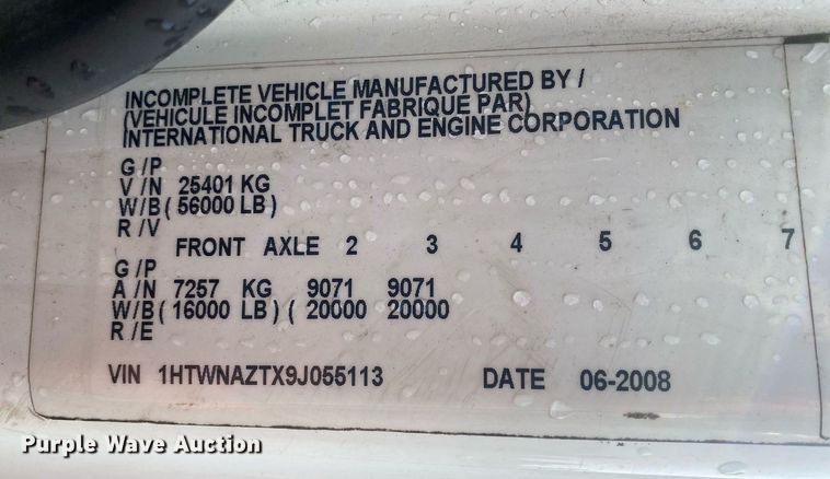 image for item KB9472 2009 International 7500  utility / service truck