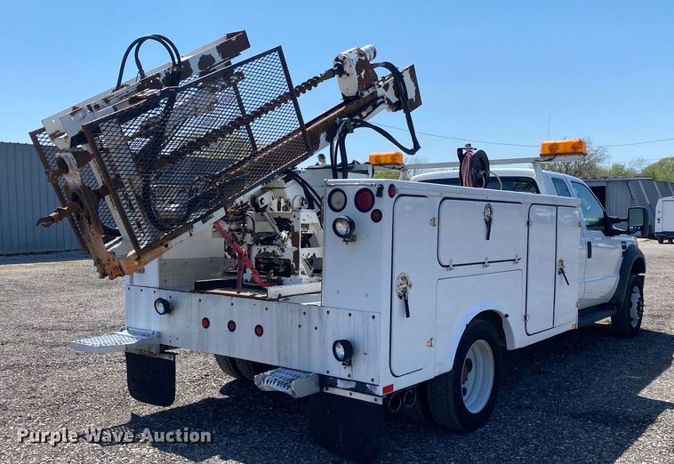 image for item KB9474 2009 Ford F550 Super Duty  SuperCab drilling rig truck