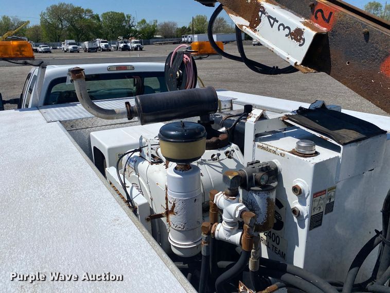 image for item KB9474 2009 Ford F550 Super Duty  SuperCab drilling rig truck