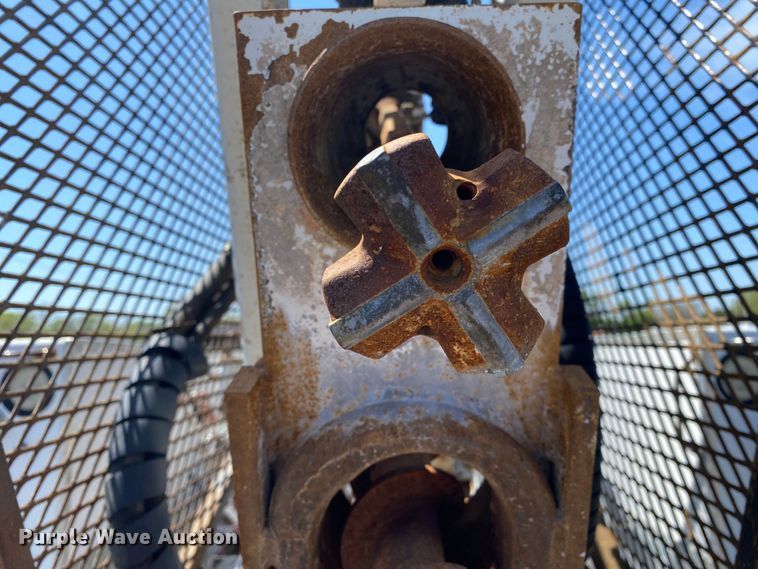 image for item KB9474 2009 Ford F550 Super Duty  SuperCab drilling rig truck