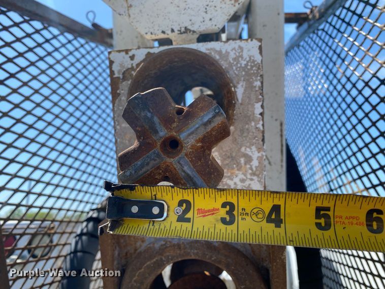 image for item KB9474 2009 Ford F550 Super Duty  SuperCab drilling rig truck