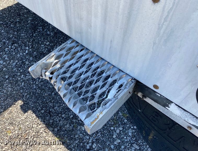 image for item KB9474 2009 Ford F550 Super Duty  SuperCab drilling rig truck