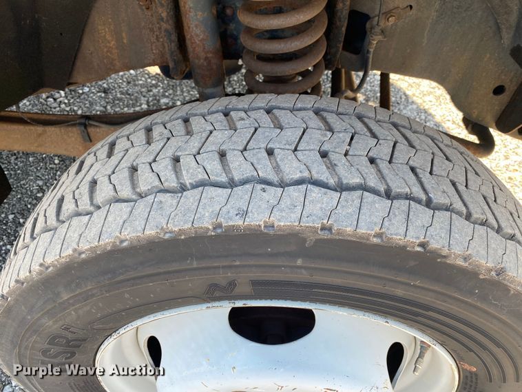 image for item KB9474 2009 Ford F550 Super Duty  SuperCab drilling rig truck