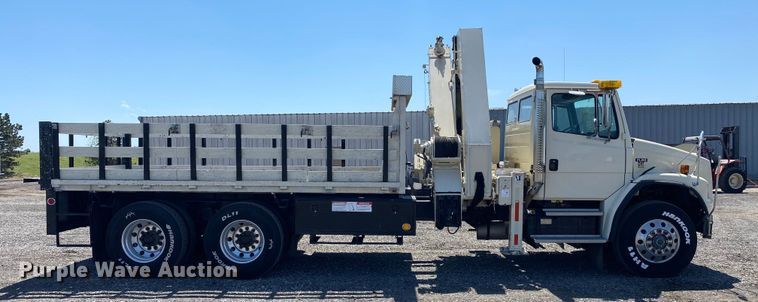 image for item KB9475 2000 Freightliner FL80  crane truck