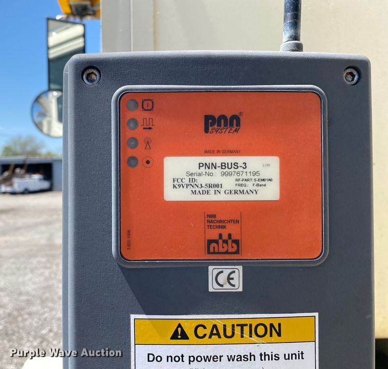 image for item KB9475 2000 Freightliner FL80  crane truck