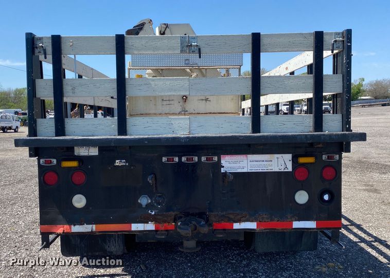 image for item KB9475 2000 Freightliner FL80  crane truck