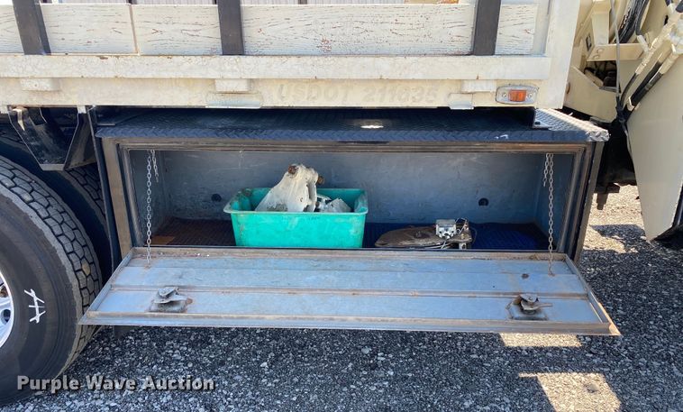 image for item KB9475 2000 Freightliner FL80  crane truck