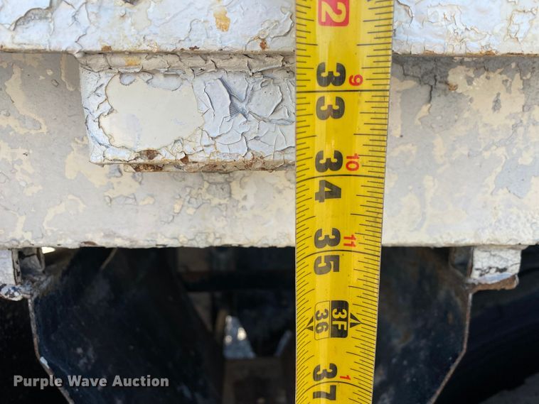 image for item KB9475 2000 Freightliner FL80  crane truck