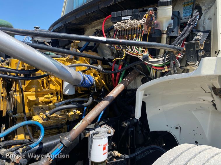 image for item KB9475 2000 Freightliner FL80  crane truck