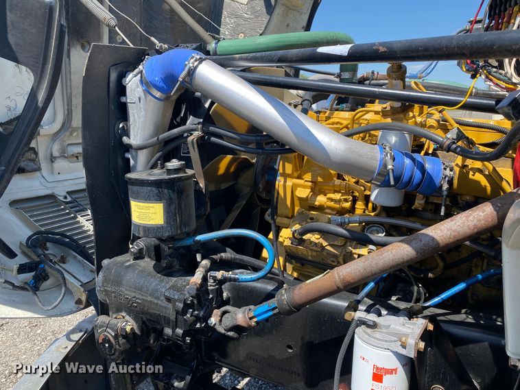 image for item KB9475 2000 Freightliner FL80  crane truck