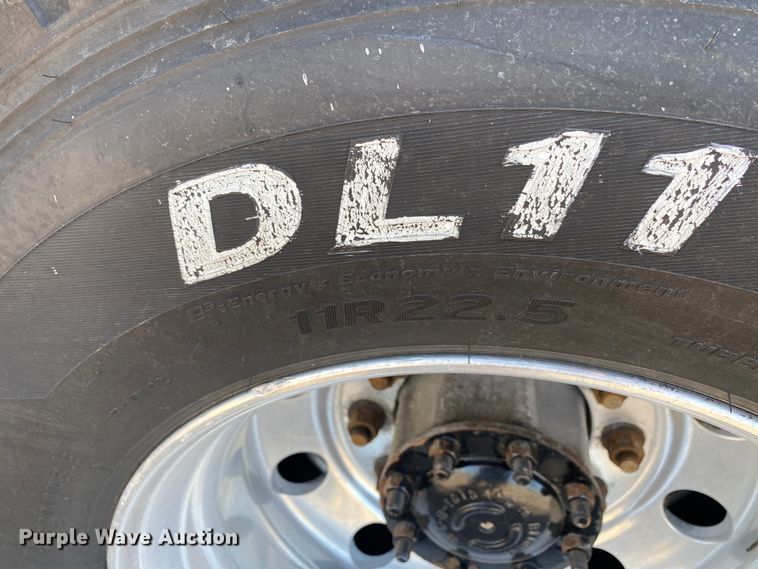 image for item KB9475 2000 Freightliner FL80  crane truck