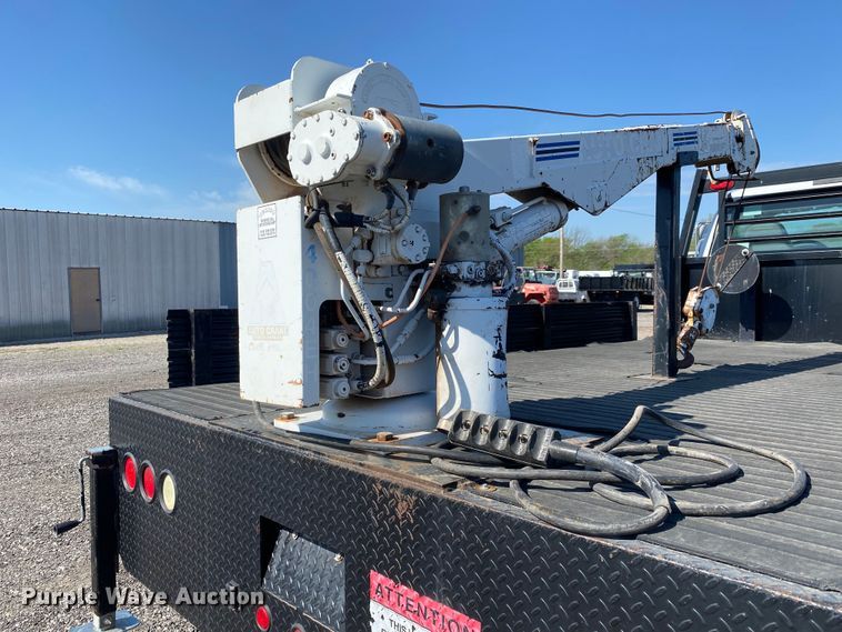 image for item KB9481 2011 Ford F650 Super Duty  flatbed truck