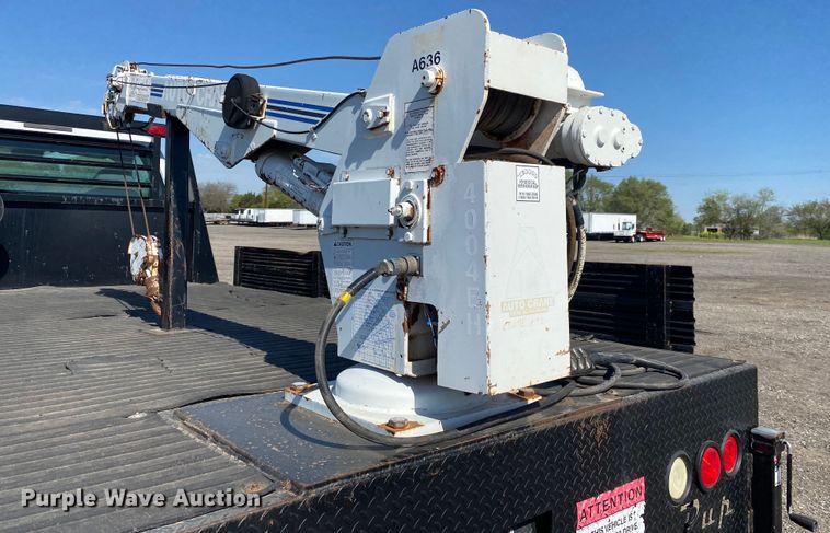 image for item KB9481 2011 Ford F650 Super Duty  flatbed truck