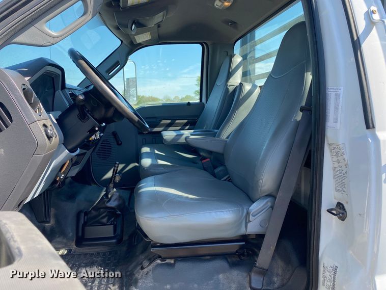 image for item KB9481 2011 Ford F650 Super Duty  flatbed truck