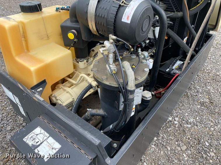 image for item KB9505 2011 Ingersoll Rand P90  air compressor