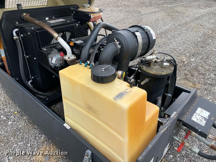 image for item KB9505 2011 Ingersoll Rand P90  air compressor