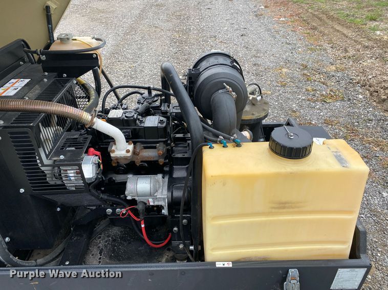 image for item KB9505 2011 Ingersoll Rand P90  air compressor