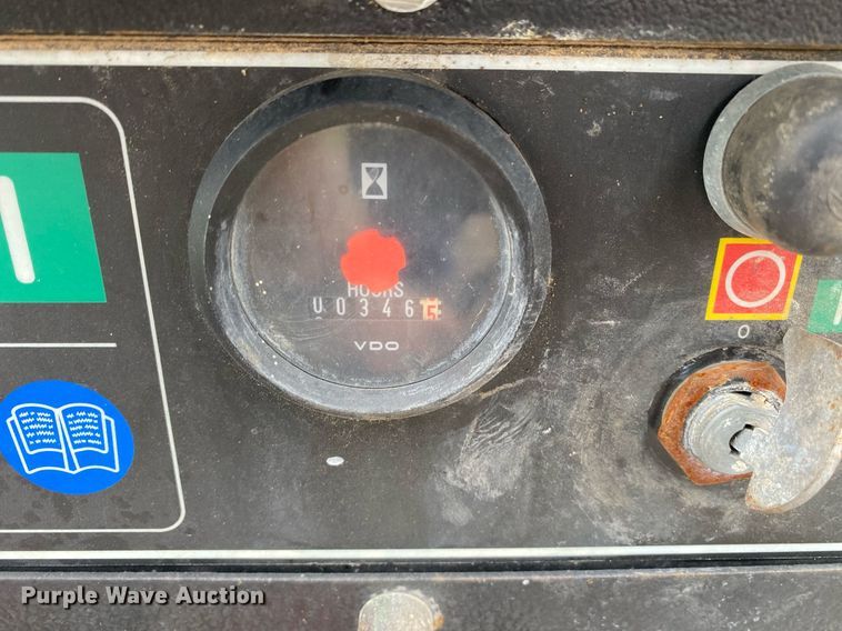 image for item KB9505 2011 Ingersoll Rand P90  air compressor