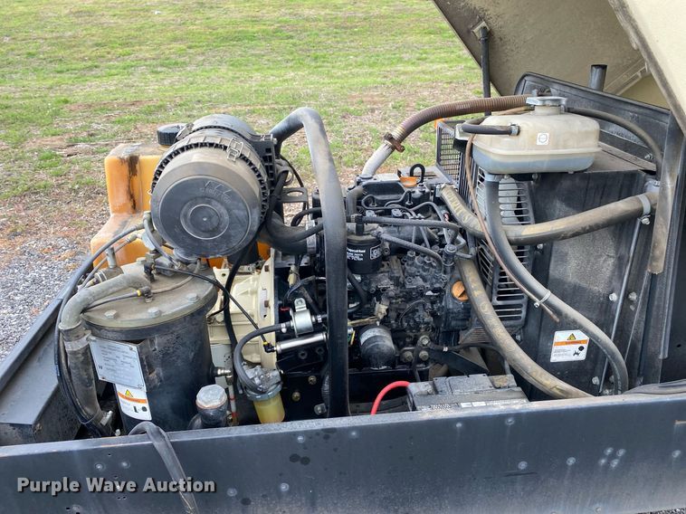 image for item KB9506 2011 Ingersoll Rand P90  air compressor