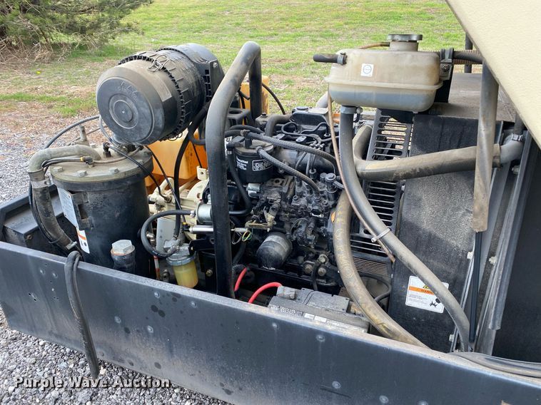 image for item KB9506 2011 Ingersoll Rand P90  air compressor