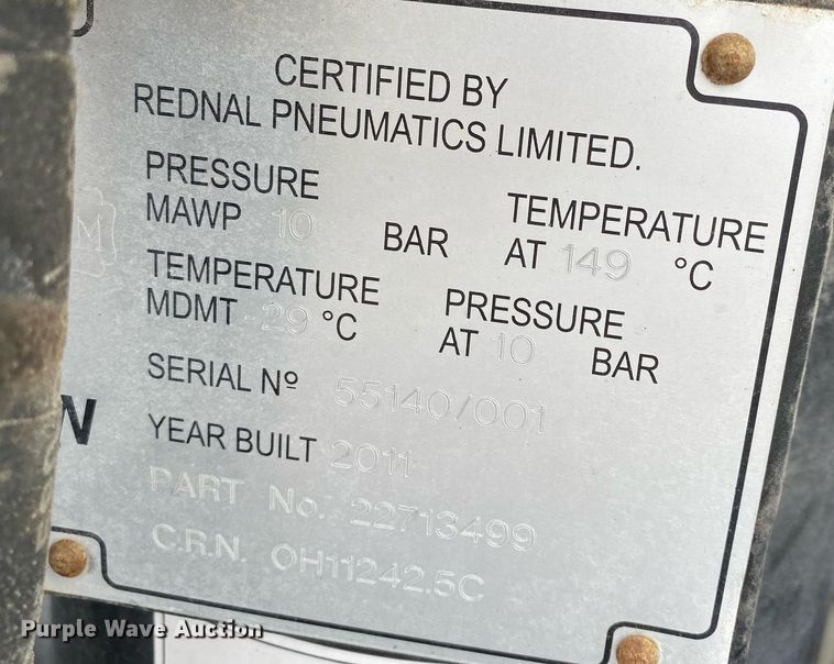 image for item KB9506 2011 Ingersoll Rand P90  air compressor