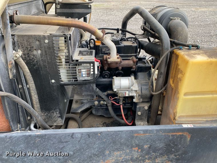 image for item KB9506 2011 Ingersoll Rand P90  air compressor