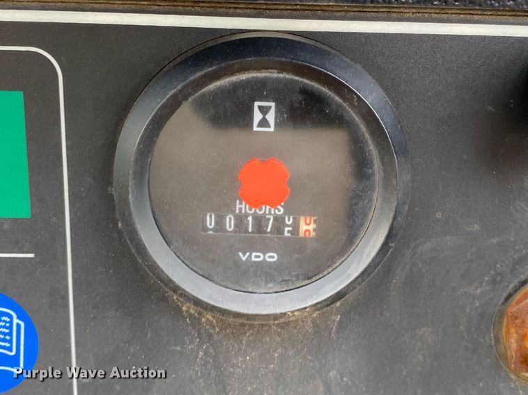 image for item KB9506 2011 Ingersoll Rand P90  air compressor