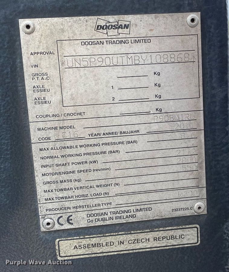 image for item KB9506 2011 Ingersoll Rand P90  air compressor