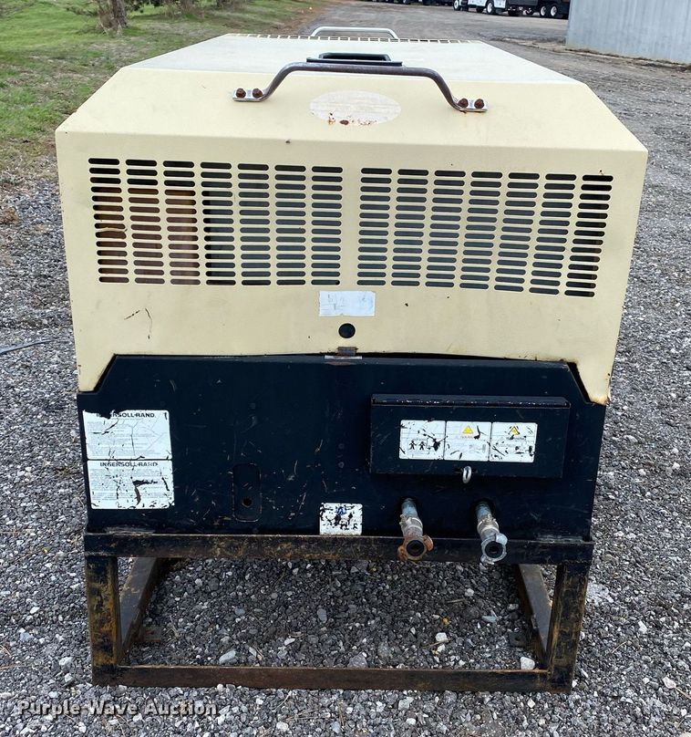 image for item KB9508 2007 Ingersoll Rand P90  air compressor