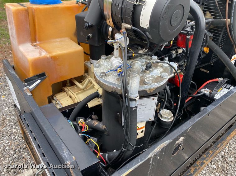 image for item KB9508 2007 Ingersoll Rand P90  air compressor