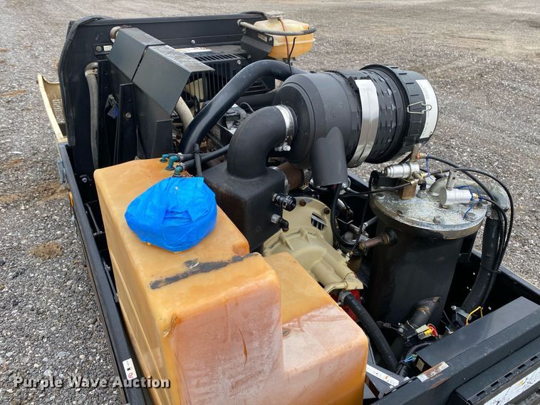 image for item KB9508 2007 Ingersoll Rand P90  air compressor