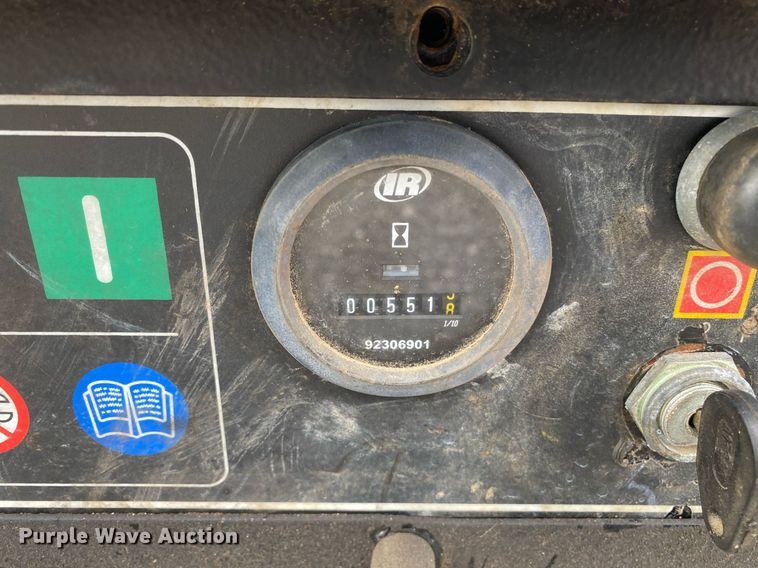 image for item KB9508 2007 Ingersoll Rand P90  air compressor