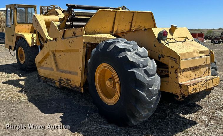 image for item KL9182 1978 John Deere 762  elevating scraper