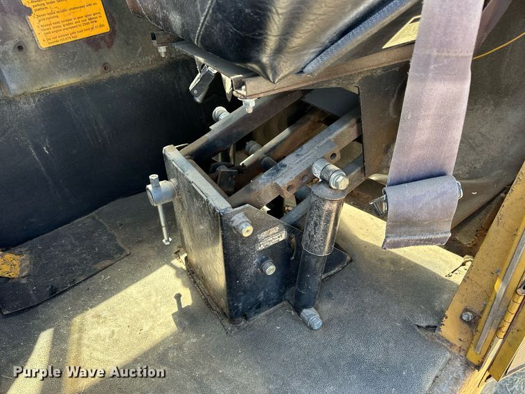 image for item KL9182 1978 John Deere 762  elevating scraper