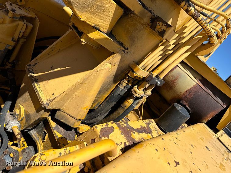 image for item KL9182 1978 John Deere 762  elevating scraper