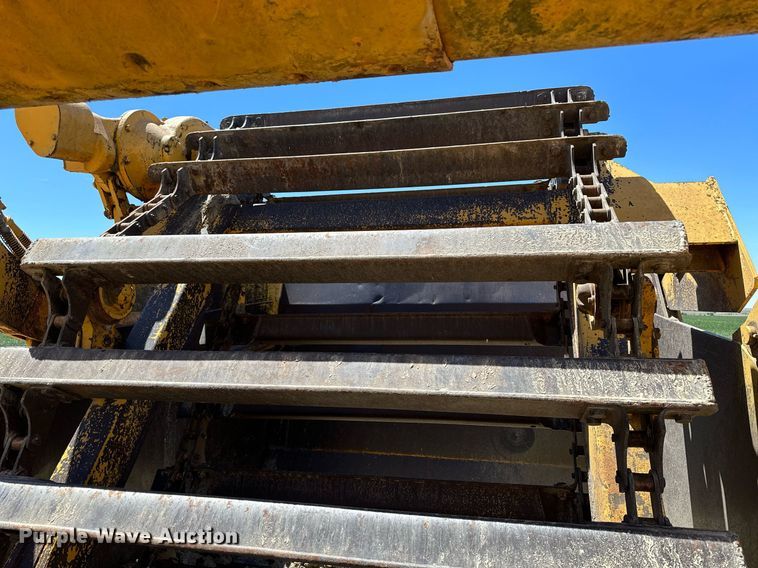 image for item KL9182 1978 John Deere 762  elevating scraper