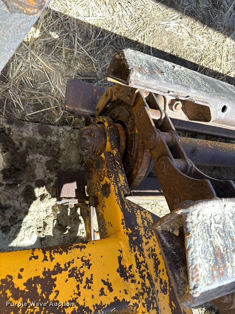 image for item KL9182 1978 John Deere 762  elevating scraper