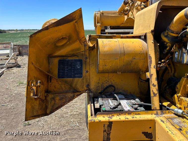 image for item KL9182 1978 John Deere 762  elevating scraper