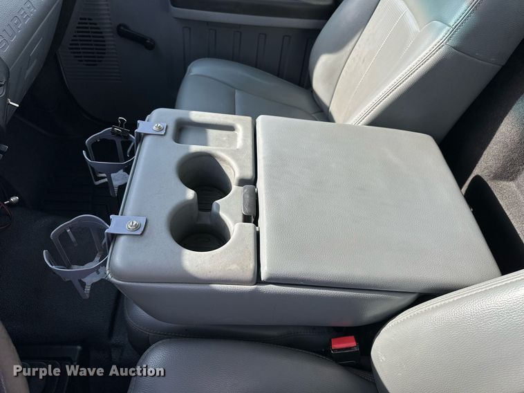 image for item KL9234 2012 Ford F550 Super Duty  bucket truck