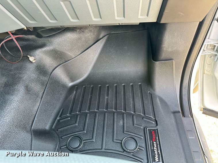 image for item KL9234 2012 Ford F550 Super Duty  bucket truck