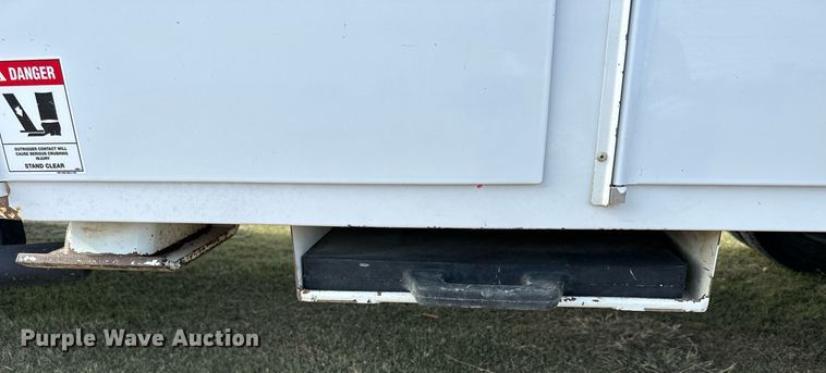 image for item KL9234 2012 Ford F550 Super Duty  bucket truck