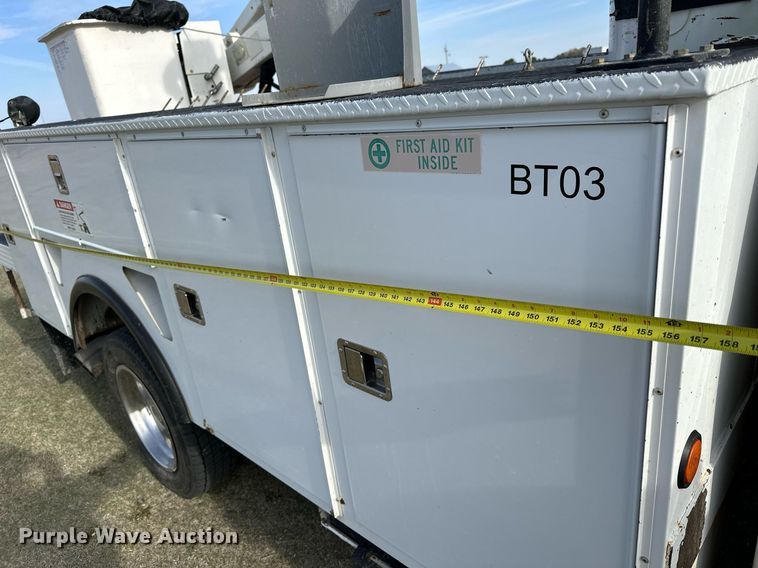 image for item KL9234 2012 Ford F550 Super Duty  bucket truck